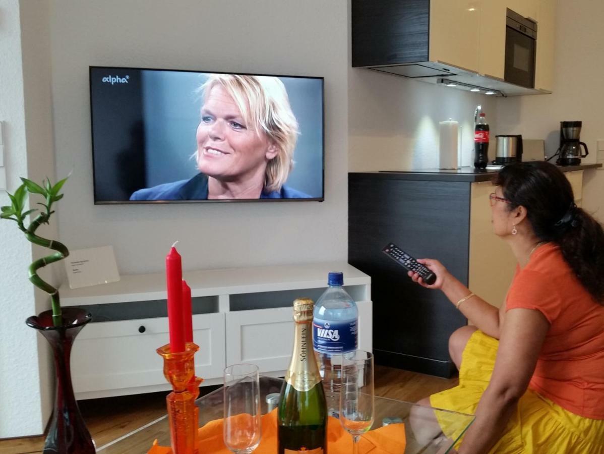 Ferienwohnung Koralle - Am Wasser Bremerhaven Buitenkant foto